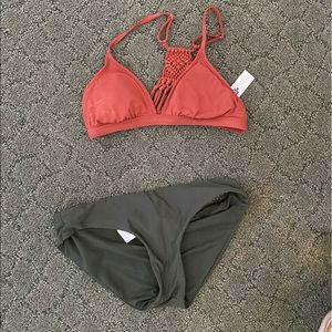 bikini set!